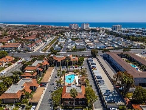 7648 Bay 201 Drive, Huntington Beach, CA