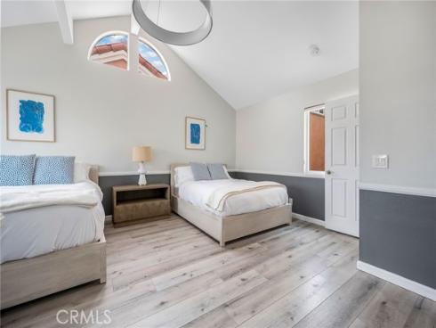 216 16th Street, Huntington Beach, CA