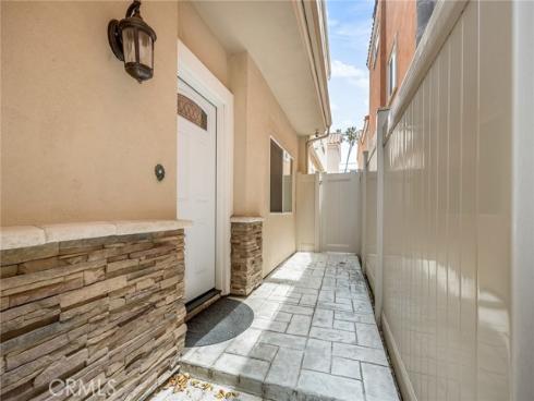 216 16th Street, Huntington Beach, CA