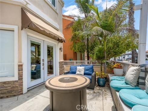 216 16th Street, Huntington Beach, CA