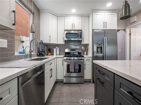 216 16th Street, Huntington Beach, CA