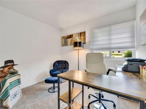 8866 Tulare 301C Drive, Huntington Beach, CA