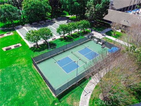 8866 Tulare 301C Drive, Huntington Beach, CA