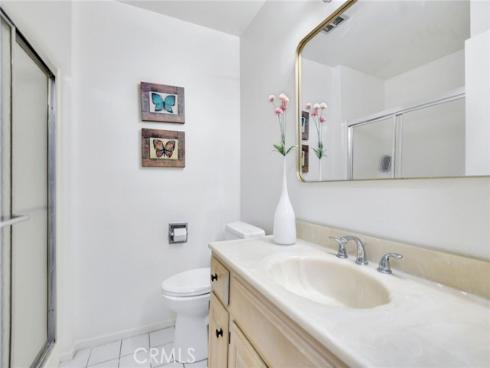 8866 Tulare 301C Drive, Huntington Beach, CA