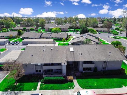 8866 Tulare 301C Drive, Huntington Beach, CA