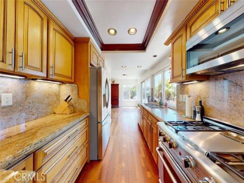 8492 Spring Circle, Huntington Beach, CA