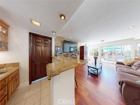 8492 Spring Circle, Huntington Beach, CA