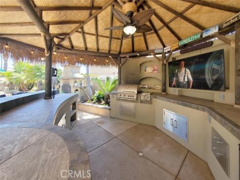 8492 Spring Circle, Huntington Beach, CA