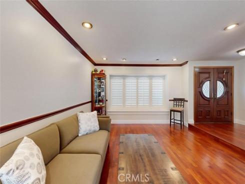 8492 Spring Circle, Huntington Beach, CA