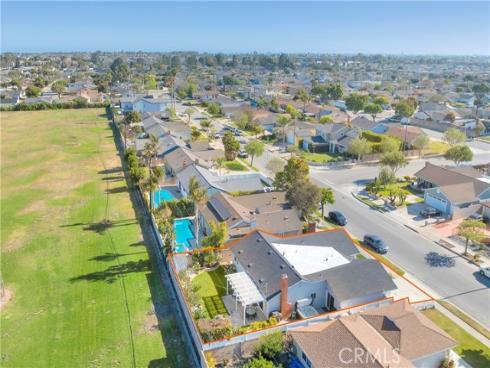 16072 Melody Lane, Huntington Beach, CA