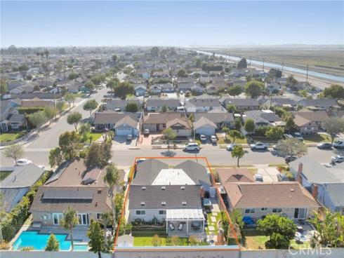 16072 Melody Lane, Huntington Beach, CA