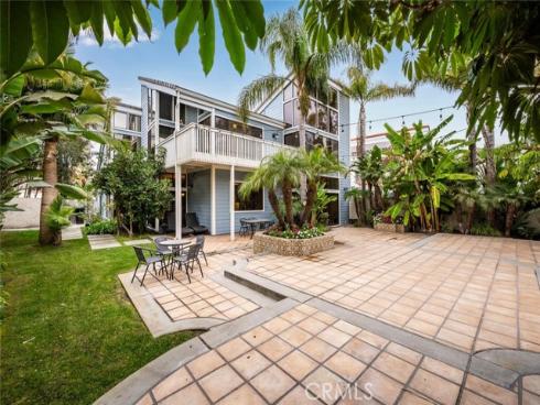 16282 Mandalay Circle, Huntington Beach, CA