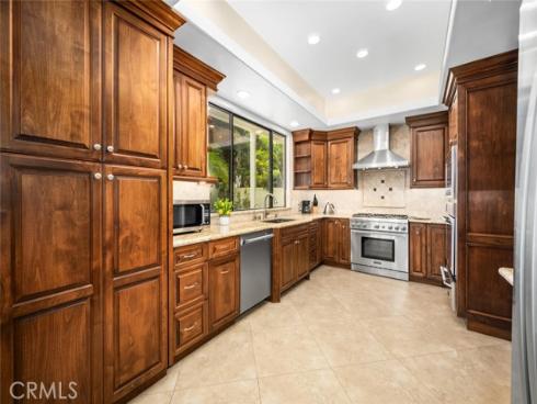 16282 Mandalay Circle, Huntington Beach, CA