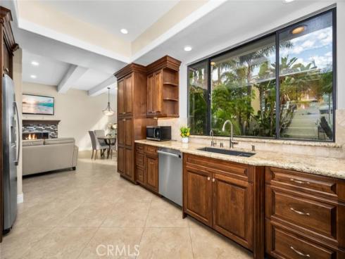 16282 Mandalay Circle, Huntington Beach, CA