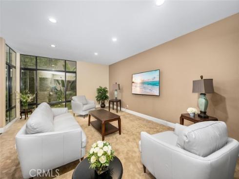 16282 Mandalay Circle, Huntington Beach, CA