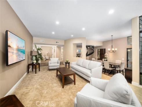 16282 Mandalay Circle, Huntington Beach, CA