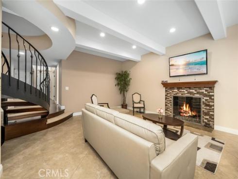 16282 Mandalay Circle, Huntington Beach, CA