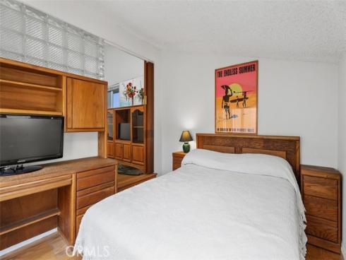 17152 Pacific Coast 19 , Huntington Beach, CA