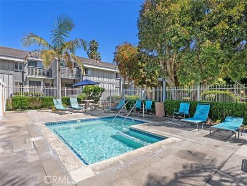 17152 Pacific Coast 19 , Huntington Beach, CA