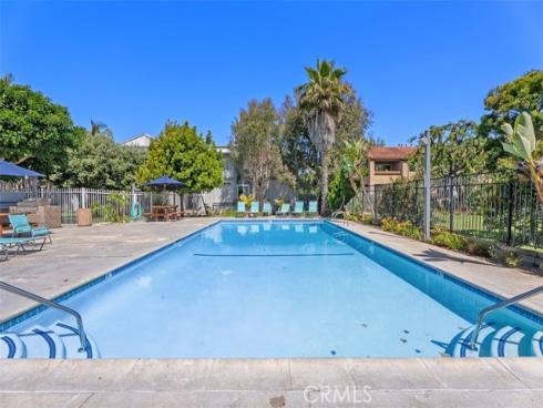 17152 Pacific Coast 19 , Huntington Beach, CA