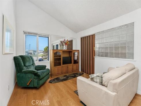 17152 Pacific Coast 19 , Huntington Beach, CA