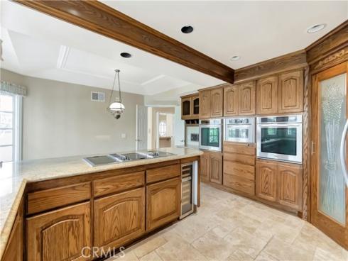 19371 Woodlands Drive, Huntington Beach, CA