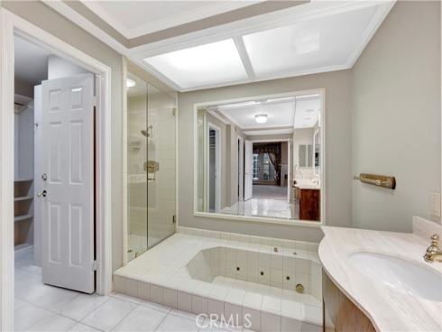 19371 Woodlands Drive, Huntington Beach, CA