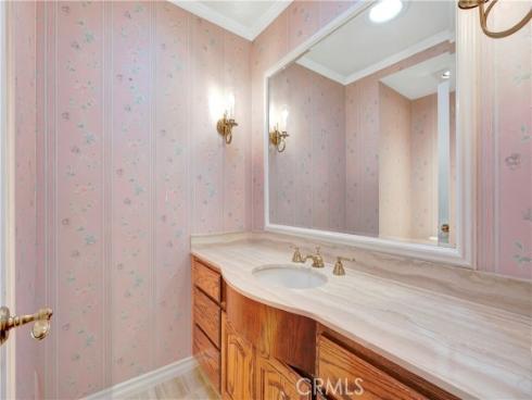 19371 Woodlands Drive, Huntington Beach, CA