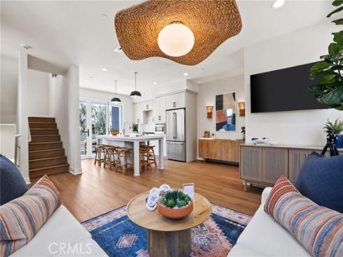 19061  Main  101  Street, Huntington Beach, CA