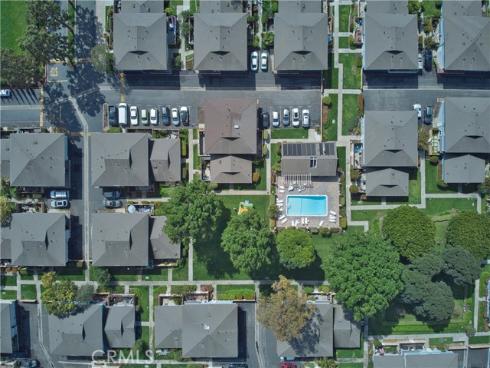 16387 De Anza CI60 Circle, Huntington Beach, CA