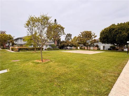 16387  De Anza  CI60  Circle, Huntington Beach, CA
