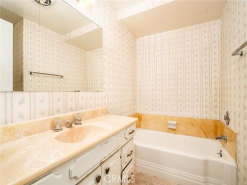 5671 Mangrum Drive, Huntington Beach, CA