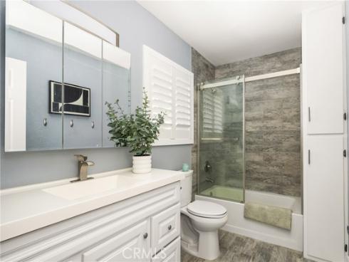 20402 Seven Seas Lane, Huntington Beach, CA