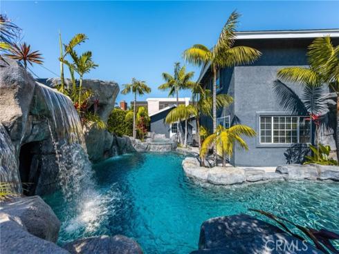 20402 Seven Seas Lane, Huntington Beach, CA