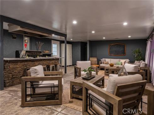 20402 Seven Seas Lane, Huntington Beach, CA