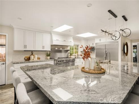 20402 Seven Seas Lane, Huntington Beach, CA