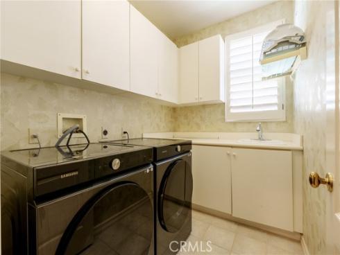 6471 Frampton Circle, Huntington Beach, CA