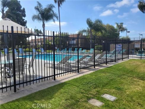 4961 Bonita 42 Drive, Huntington Beach, CA