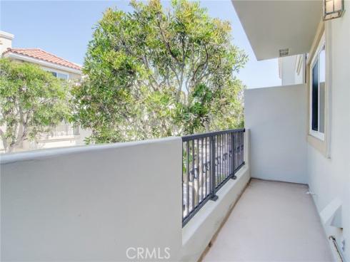 6052 Shadowbrook Circle, Huntington Beach, CA