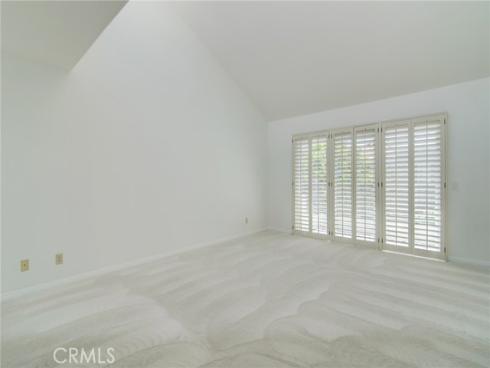 6052 Shadowbrook Circle, Huntington Beach, CA