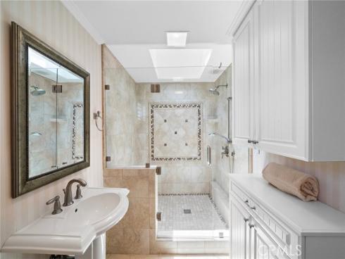 20161 Glacier Circle, Huntington Beach, CA