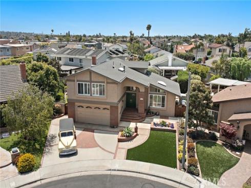 20161 Glacier Circle, Huntington Beach, CA