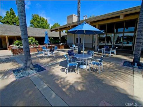 8933 Yolo 1308-A Circle, Huntington Beach, CA