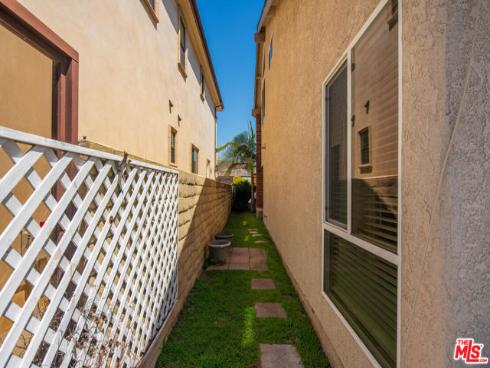 16661 Carousel Lane, Huntington Beach, CA