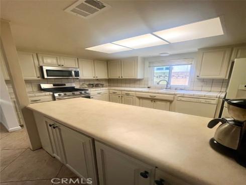 6941 Brunswick Drive, Huntington Beach, CA