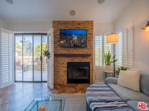 4852  Cabana  202  Drive, Huntington Beach, CA