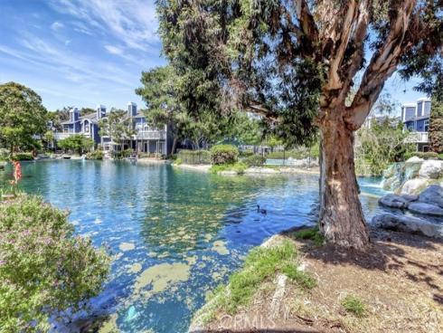 20122 Bayfront 102 Lane, Huntington Beach, CA
