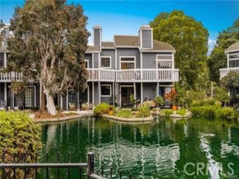 20122 Bayfront 102 Lane, Huntington Beach, CA
