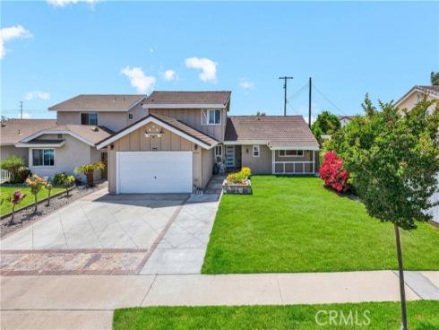 16761 Montclair Lane , Huntington Beach, CA