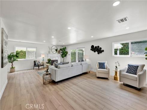 16761 Montclair Lane , Huntington Beach, CA